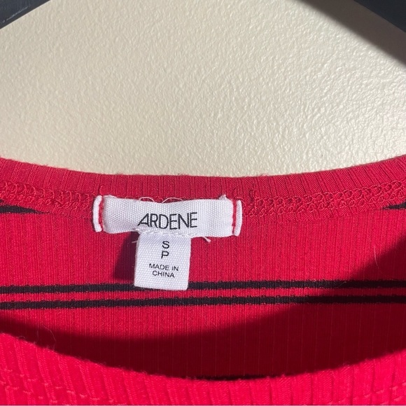 LSTRIPED Short sleeve T-Shirt Ardene | Black & Red - Picture 3 of 5
